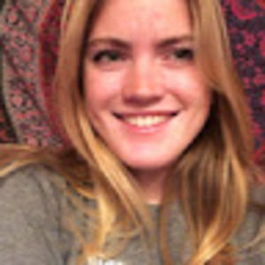 Meet your Posher, Chloe